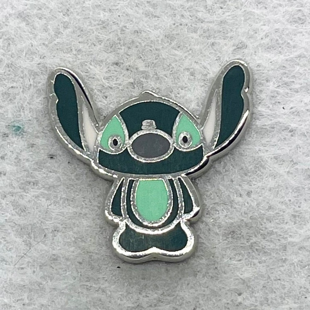 🔮 5/$25 Disney Lilo And Stitch Green Stitch Pin